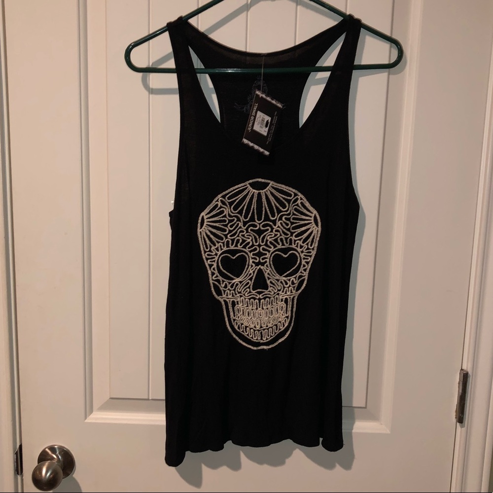 NEW ‼️ Black skull razor back tank